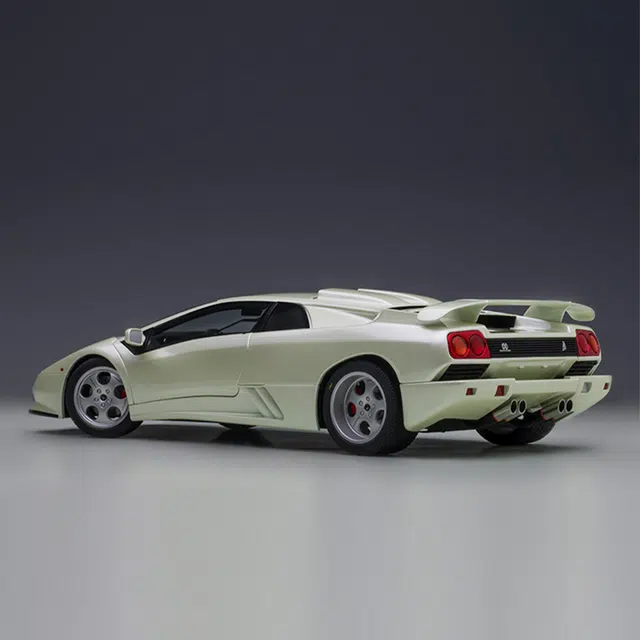 AUTOart 118 Lamborghini DIABLO SE30 JOTA