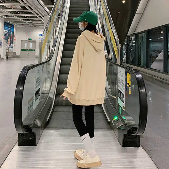 松本丧丧 纯色宽松连帽卫衣 女款 杏色