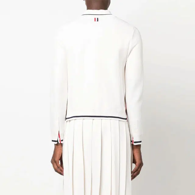 THOM BROWNE V
