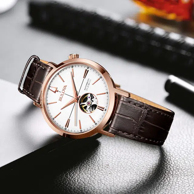 BULOVA 41mm 97A136