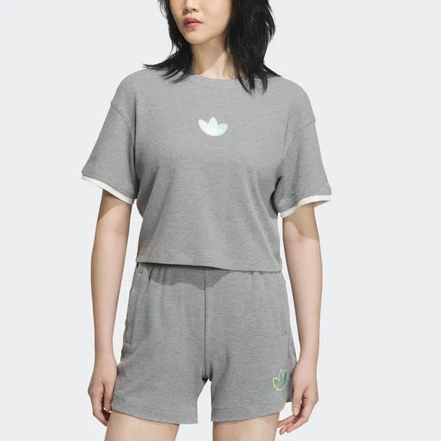 adidas originals Short Sleeve Tee LogoT
