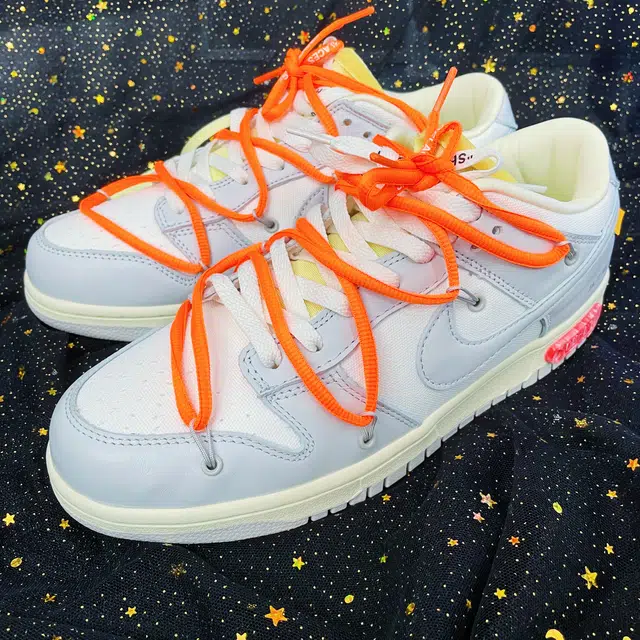 CMFY 5 THE 50 SHOELACES