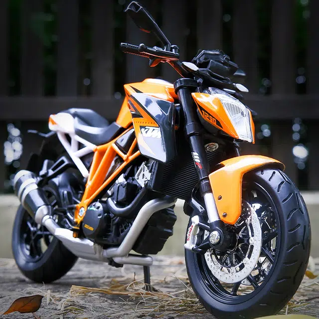 Maisto 112 KTM 1290 Super R