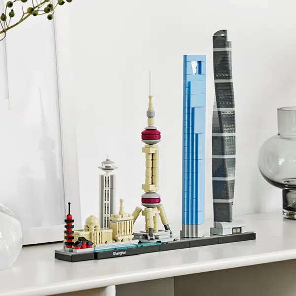 LEGO 21039