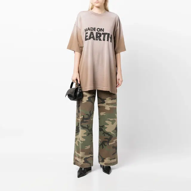 Vetements T