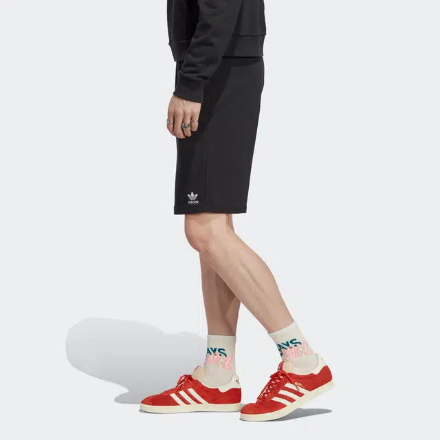 adidas originals Essentials+ Made With Hemp Logo