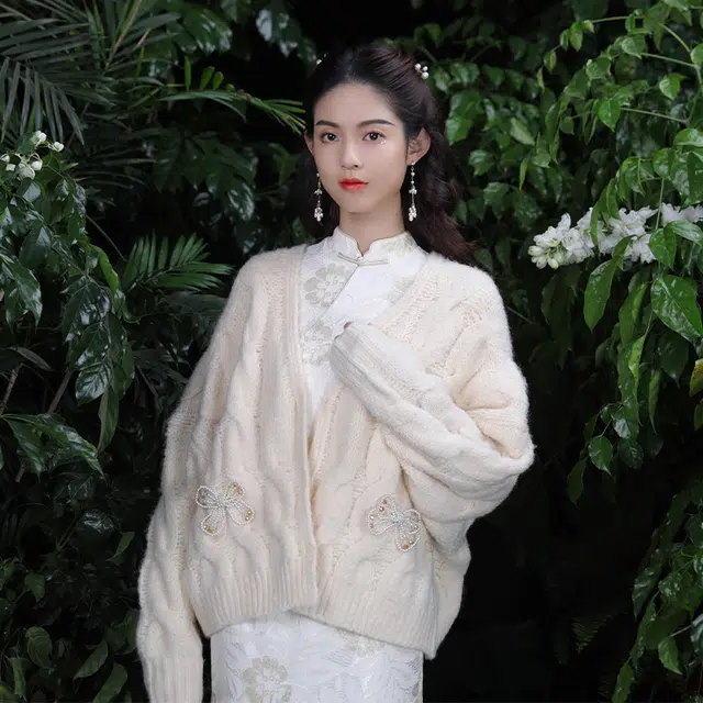 槿爷东方 麻花针织蝴蝶结开衫外套宽松毛衣 女款 杏色