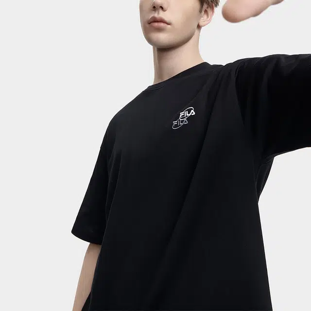 FILA T