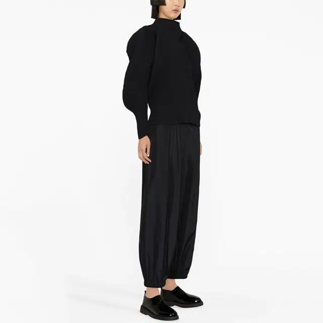 ISSEY MIYAKE SS23 T