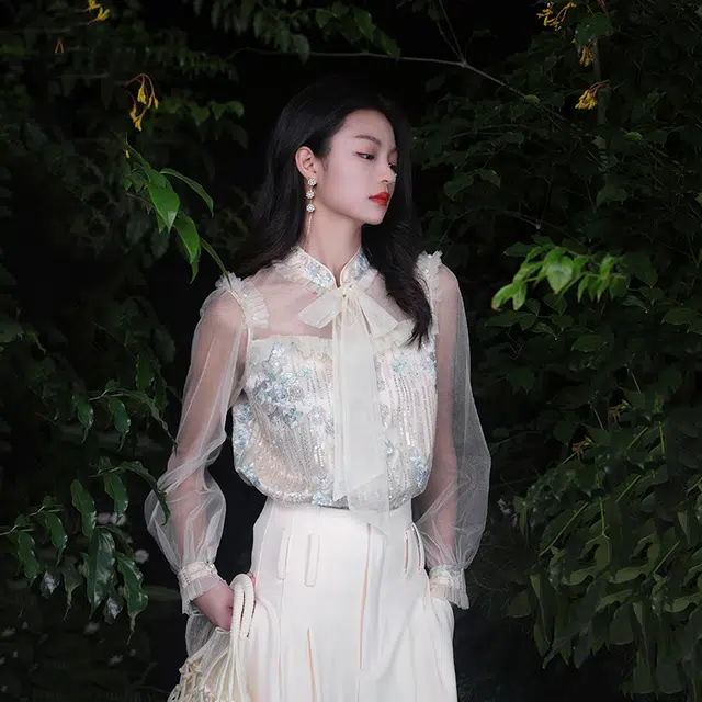 槿爷东方 金曲花蝴蝶结刺绣网纱长袖衬衫 女款 蓝绿色