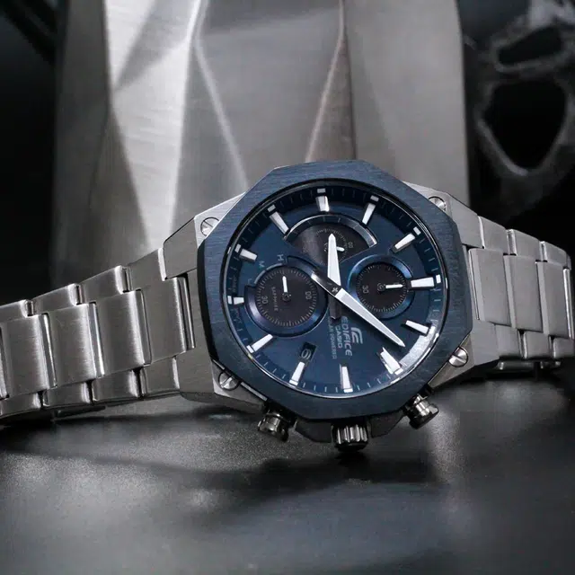 CASIO EDIFICE EFS-S570YD-1A
