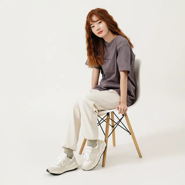 New Balance Logo T