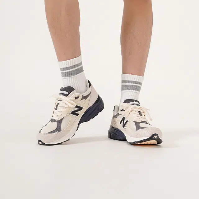 New Balance 990 V3 "Teddy Made"