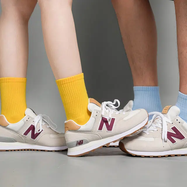 New Balance 574 v2 Beige