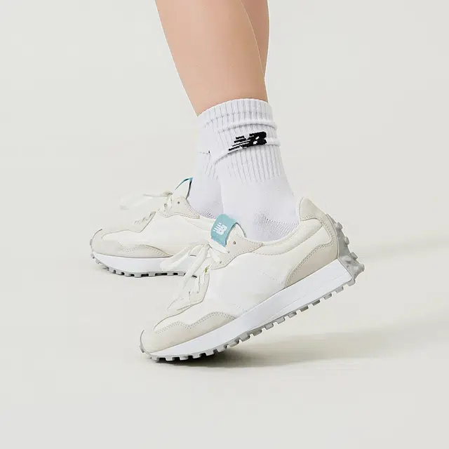 New Balance NB 327