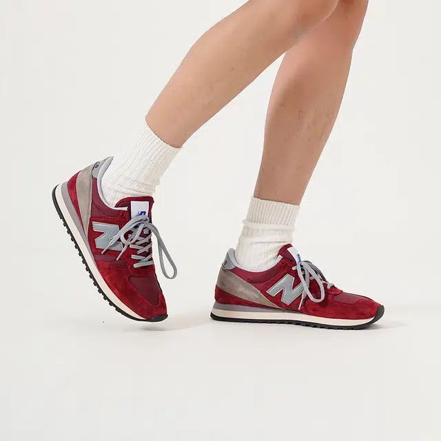New Balance 730