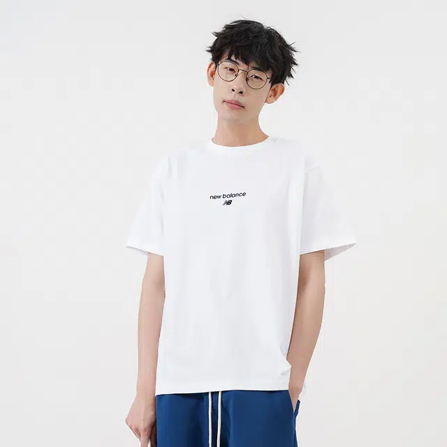 New Balance Logo T