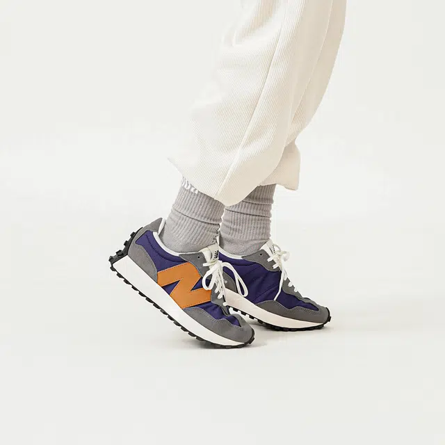 New Balance NB 327