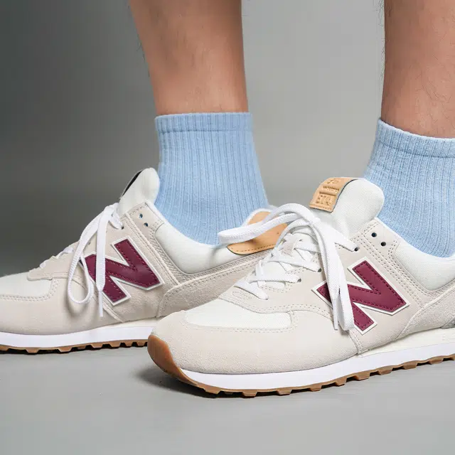 New Balance 574 v2 Beige