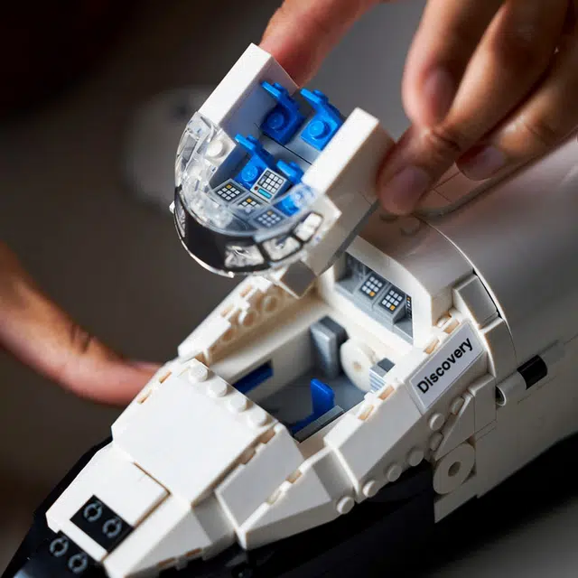 LEGO icons 10283
