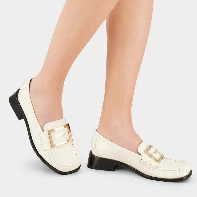 Roger Vivier Preppy Viv