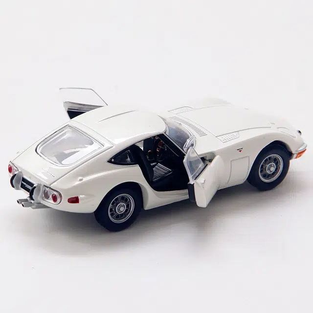 TAKARA TOMY 2000GT 6cm
