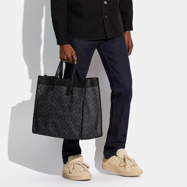 COACH Field 40 Tote