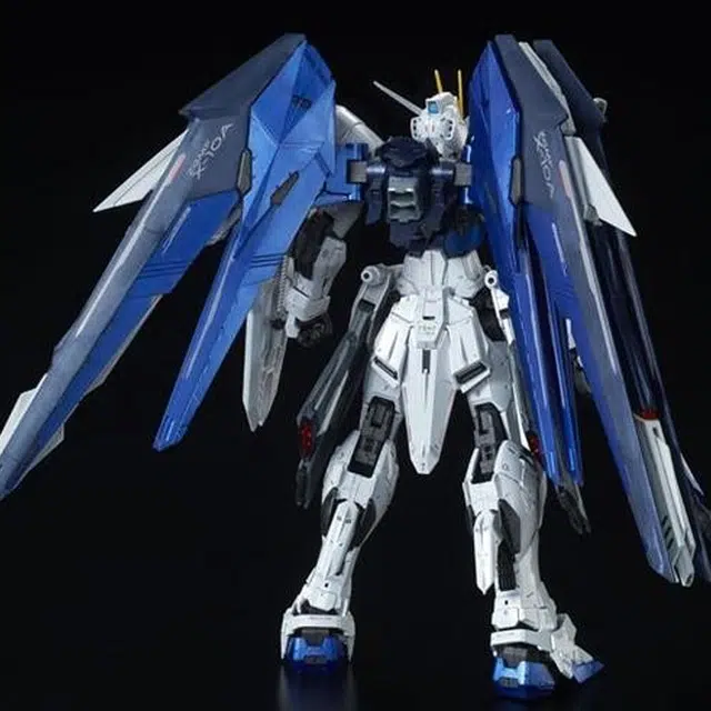 BANDAI MG PB Ver.2.0 18cm