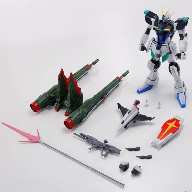 BANDAI MG 1100 PB SEED DESITINY 18cm