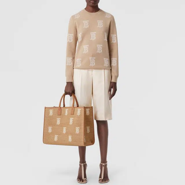 Burberry Freya-