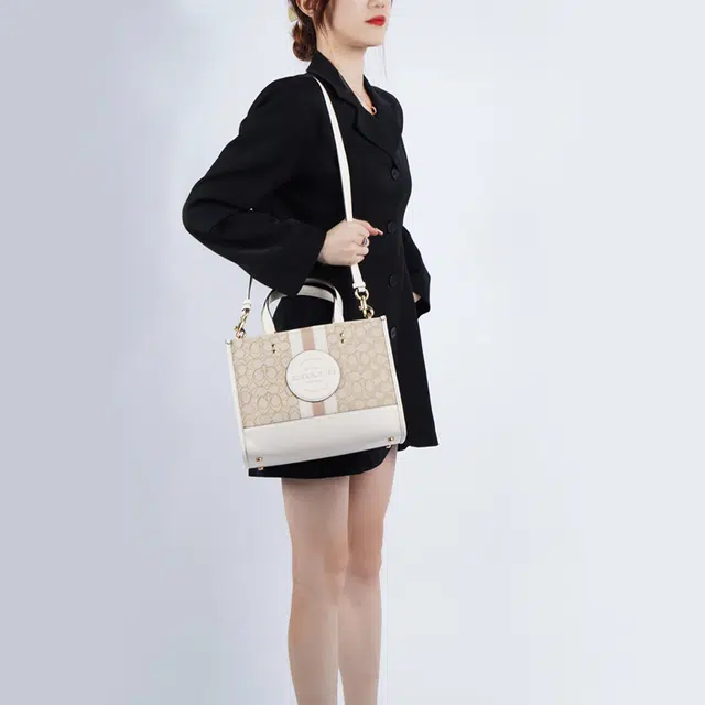 COACH Dempsey 30 Logo Tote