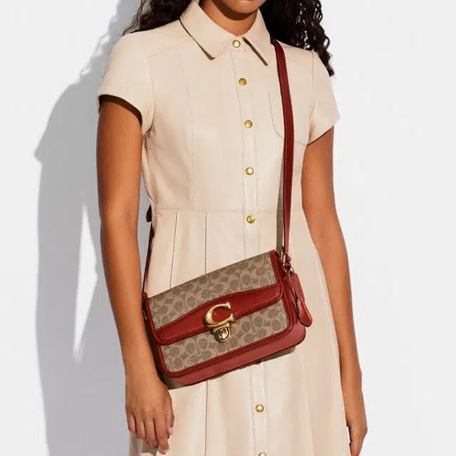 COACH Studio 25 C