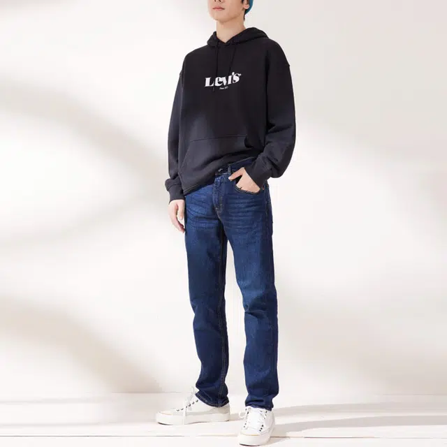 Levis