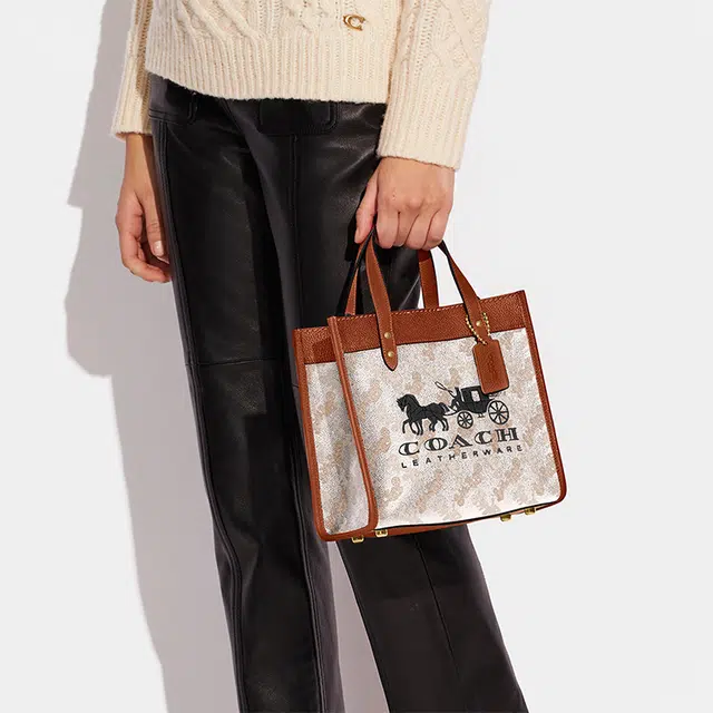COACH Field 22 Tote