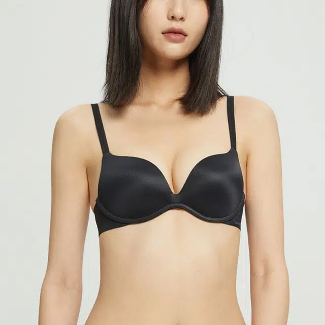 CKCalvin Klein V