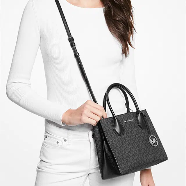 MICHAEL KORS MK Mercer Logo