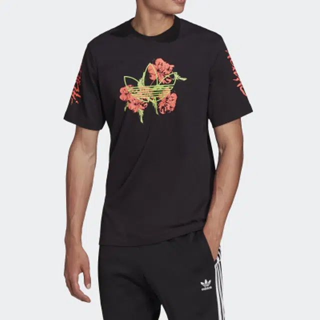 adidas originals Logo T