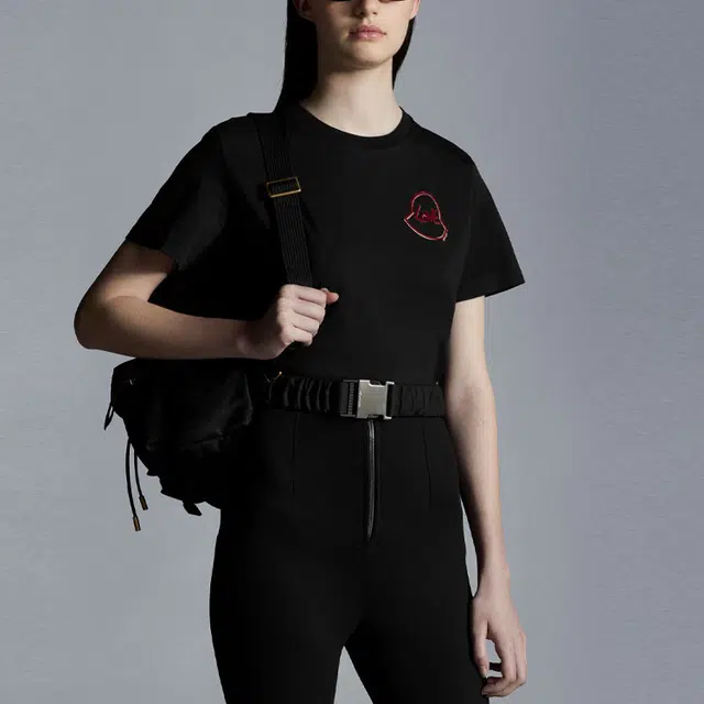 Moncler T