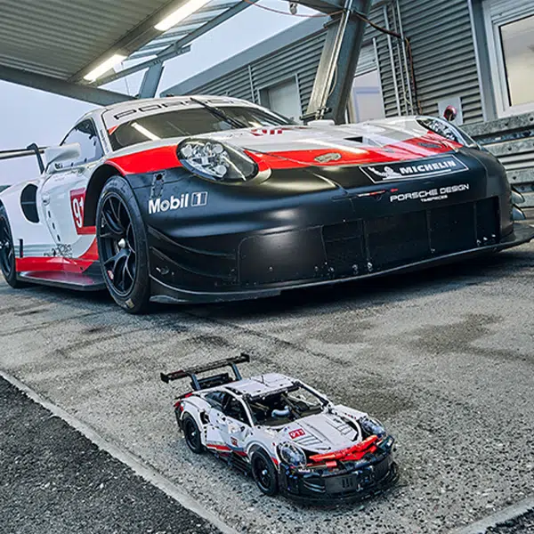 LEGO x Porsche Porsche 911 RSR 42096