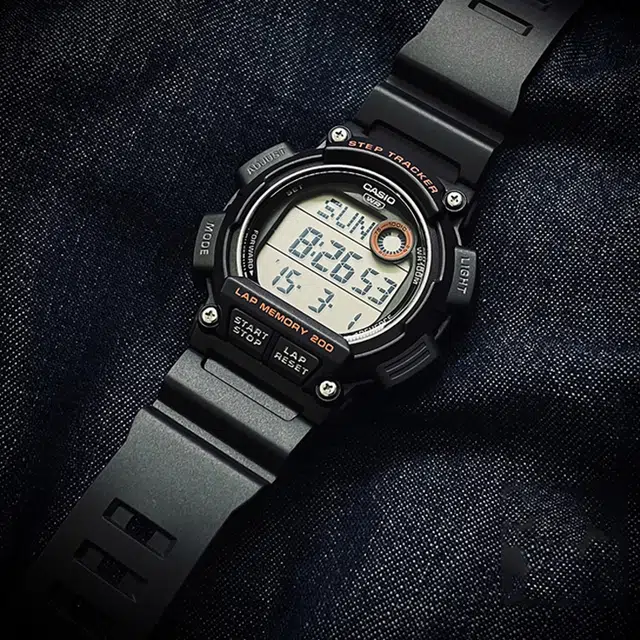 CASIO YOUTH LED 1100 WS-2100H-1AV