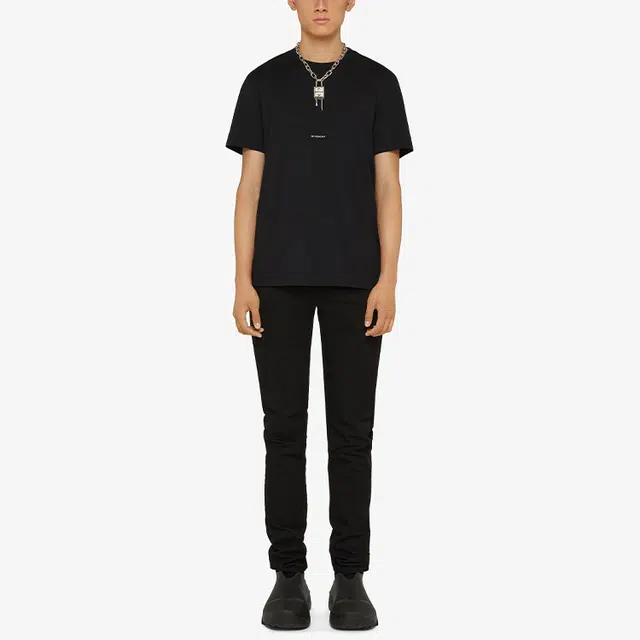 Givenchy SS22 T