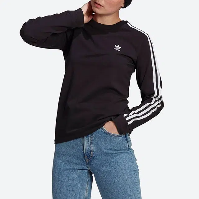 adidas originals LogoT