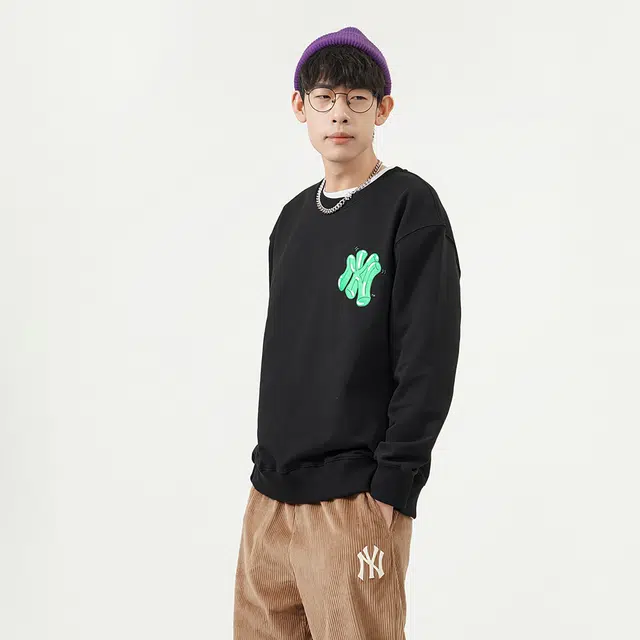 MLB