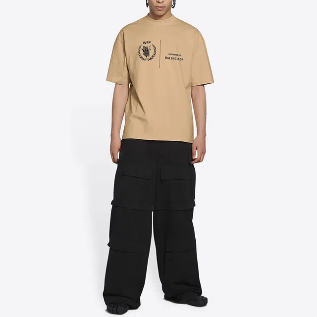 Balenciaga x WFP LogoT