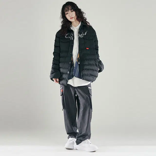 FLOAT SS22