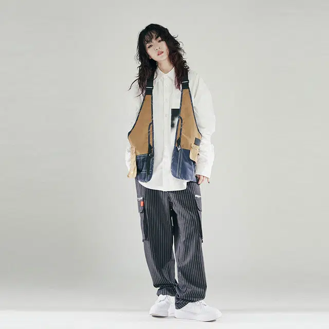 FLOAT SS22