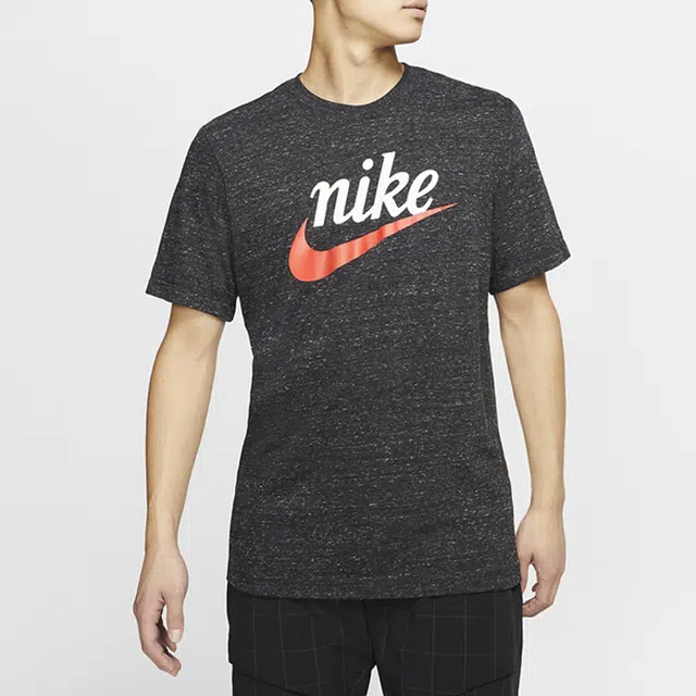 Nike Sportswear Heritage LogoT