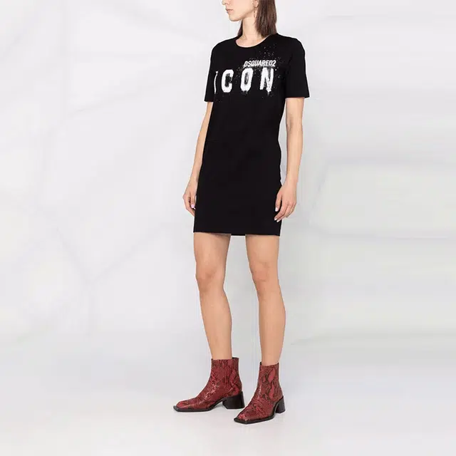 DSQUARED 2 SS22 Logo