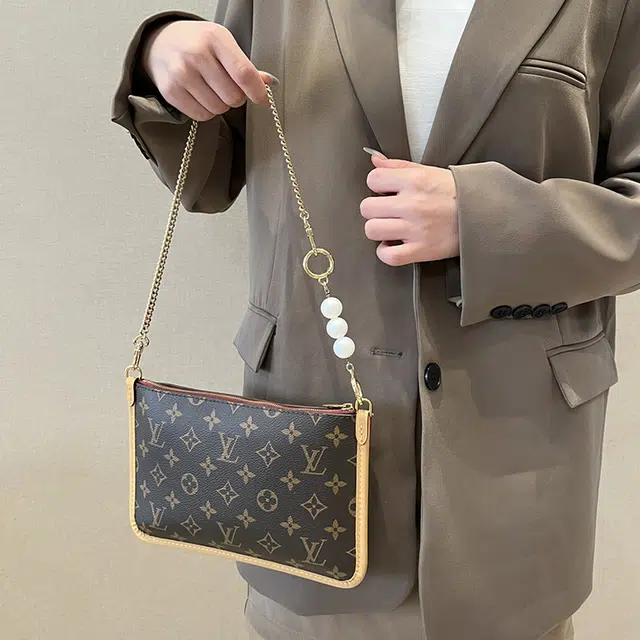 LV Carryall 60cm