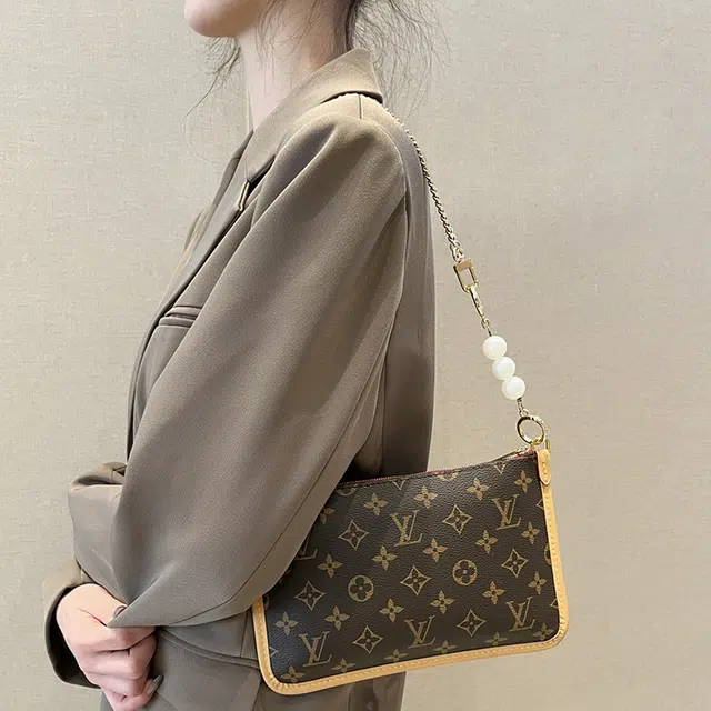 LV Carryall 60cm